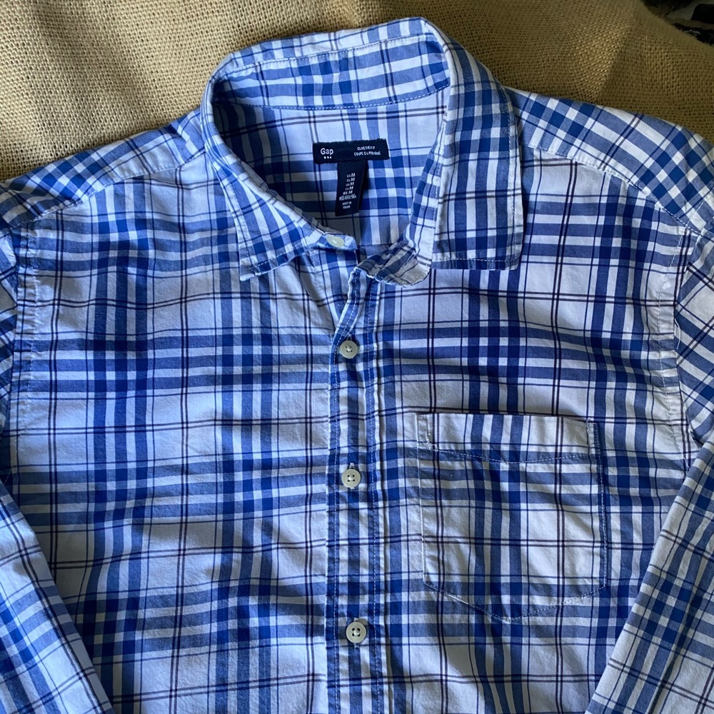 GAP Casual Button Down